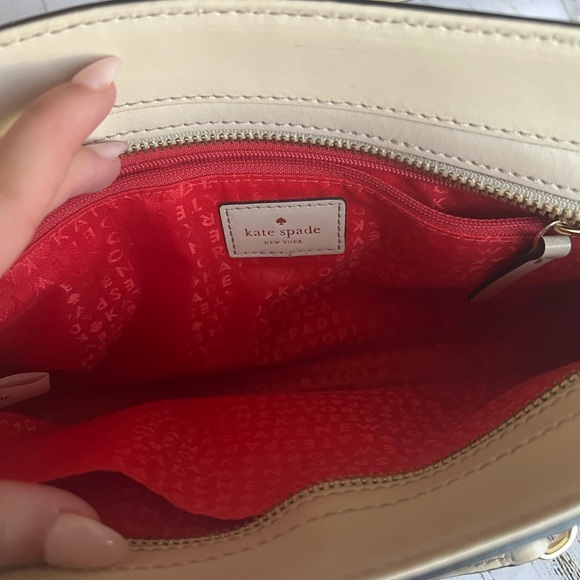 Kate Spade purse - Picture 4 of 5